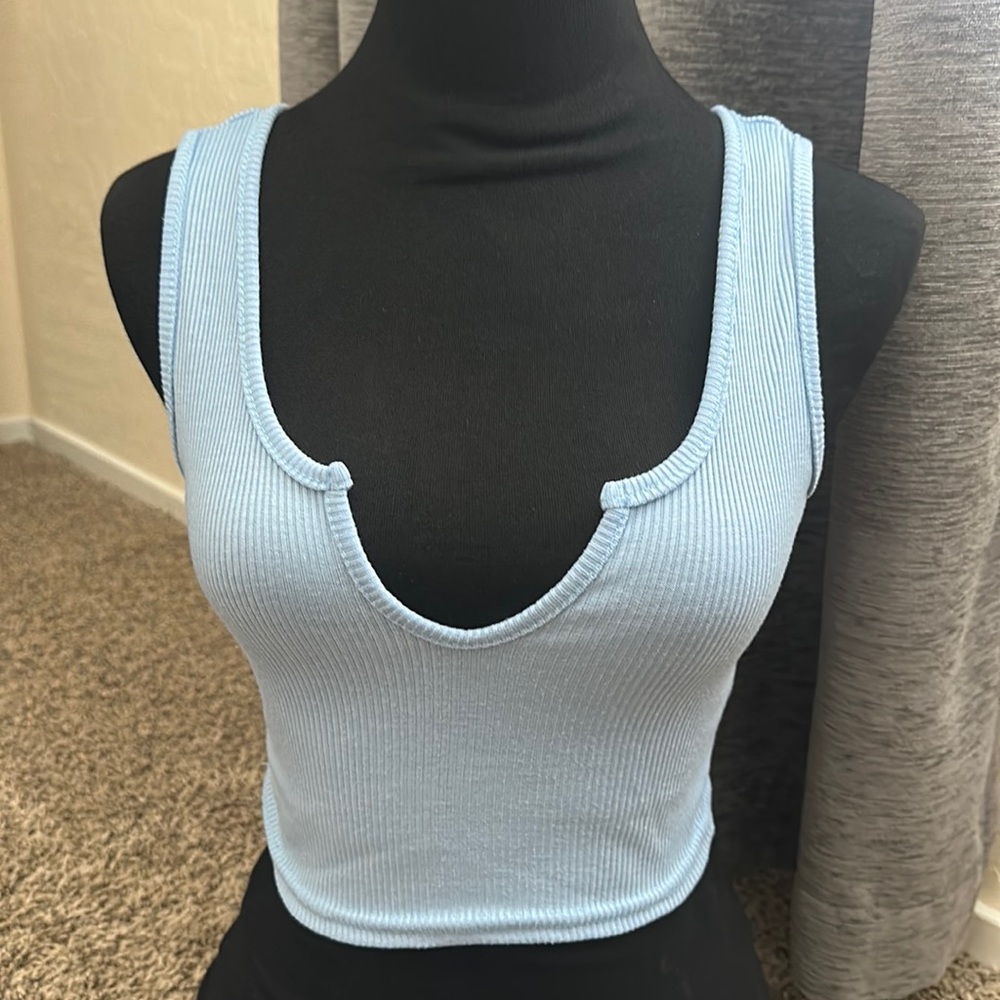 Parisian Blue crop tee - 8